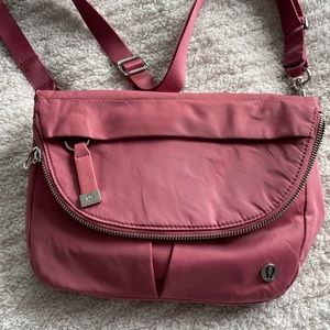 Lululemon All Night Festival Bag - Dusty Rose